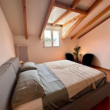 Cozy Ascona: Attico Mansardato شقة أسكونا